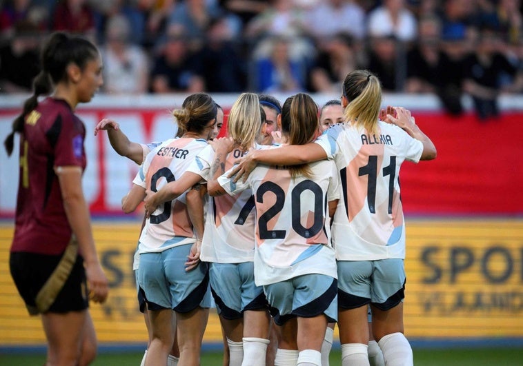 Esther y Athenea golean a Bélgica (1-5) y dejan a España a un paso de las semifinales