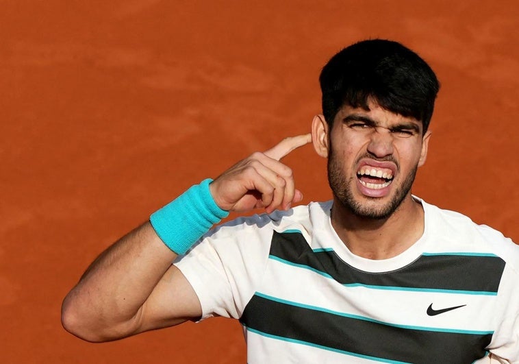 Carlos Alcaraz, inexpugnable campeón en Roland Garros con una gesta histórica