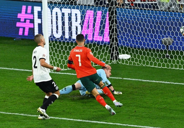 Portugal remonta y tumba al anfitrión