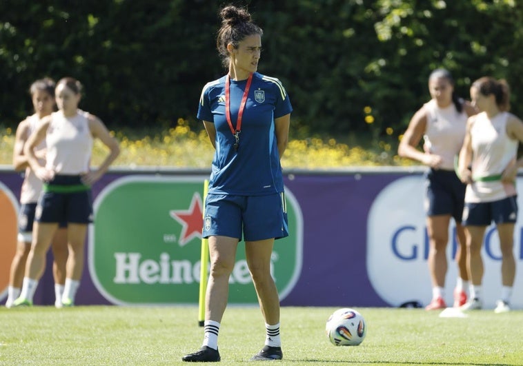 Montse Tomé no quiere relajación y advierte: «A Italia siempre le motiva mucho jugar contra España»