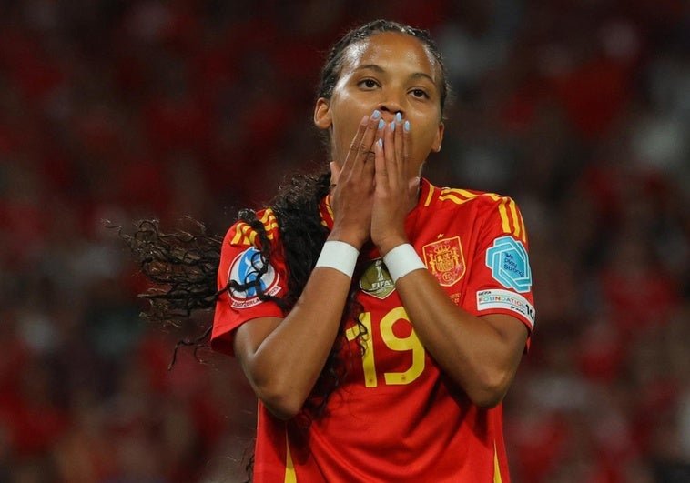 Vicky López: «La última vez que llegamos a semifinales yo no había nacido, estamos enganchando a la gente»