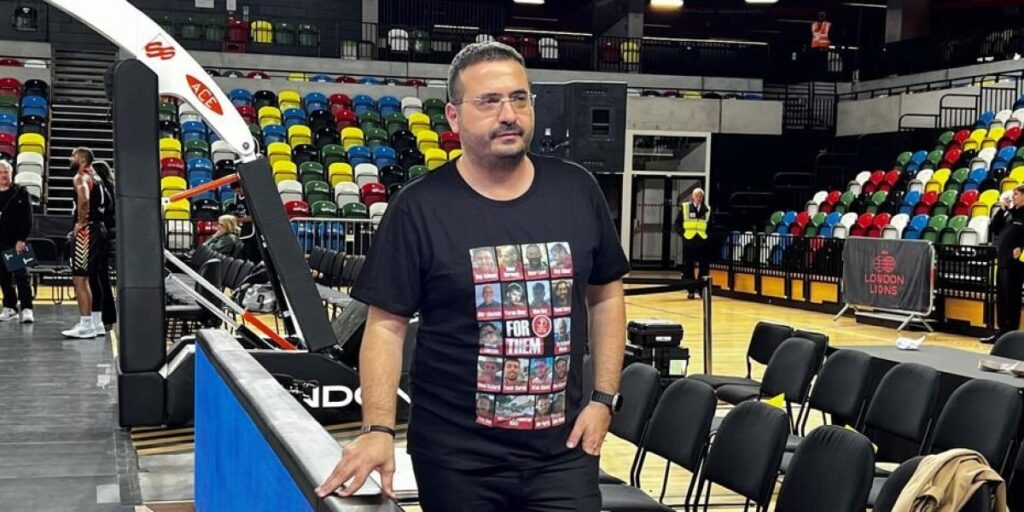 El dueño del Hapoel encaja mal la opinión de Pedro Martínez sobre el retorno a Israel