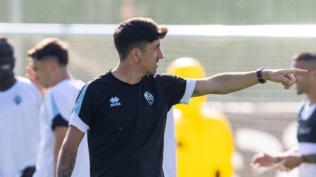 Pablo Hernández: "Necesitamos sumar de tres en tres"