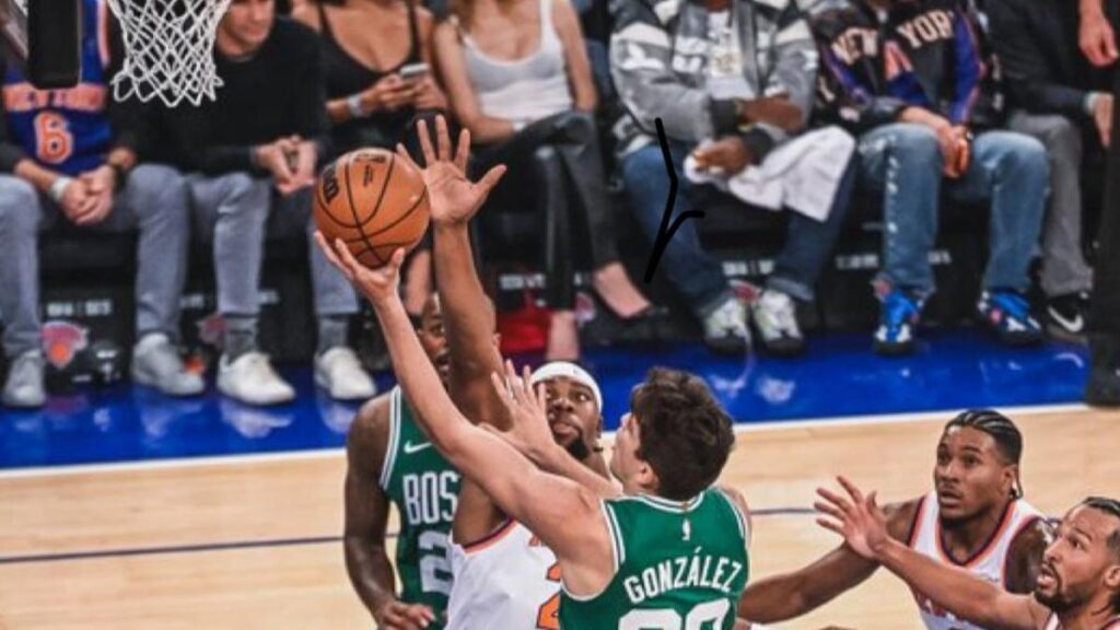 ¡Qué bonito!: Así fue la primera canasta de Hugo González en la NBA