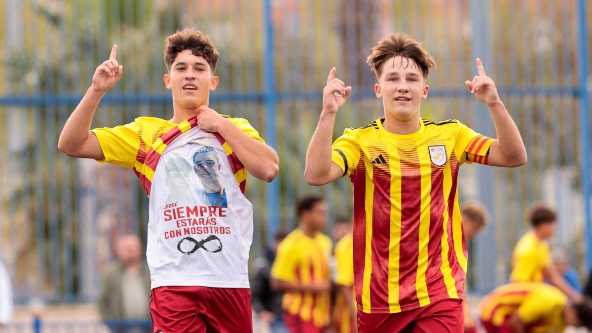 Emotivo detalle de dos promesas de 15 años del Barça en Zaragoza