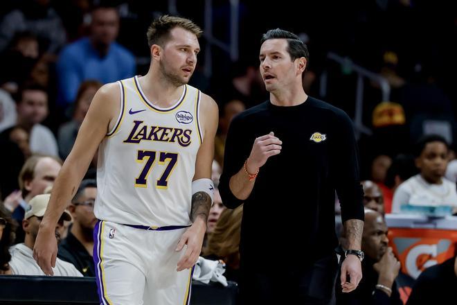 Embiid brilla, Wembanyama domina y Doncic se estrella: noche intensa en la NBA