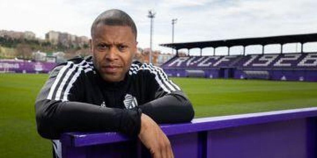 Julio Baptista: "Me gustaría ser entrenador, pero ¿cuántos entrenadores negros ves en las cinco ligas principales?"