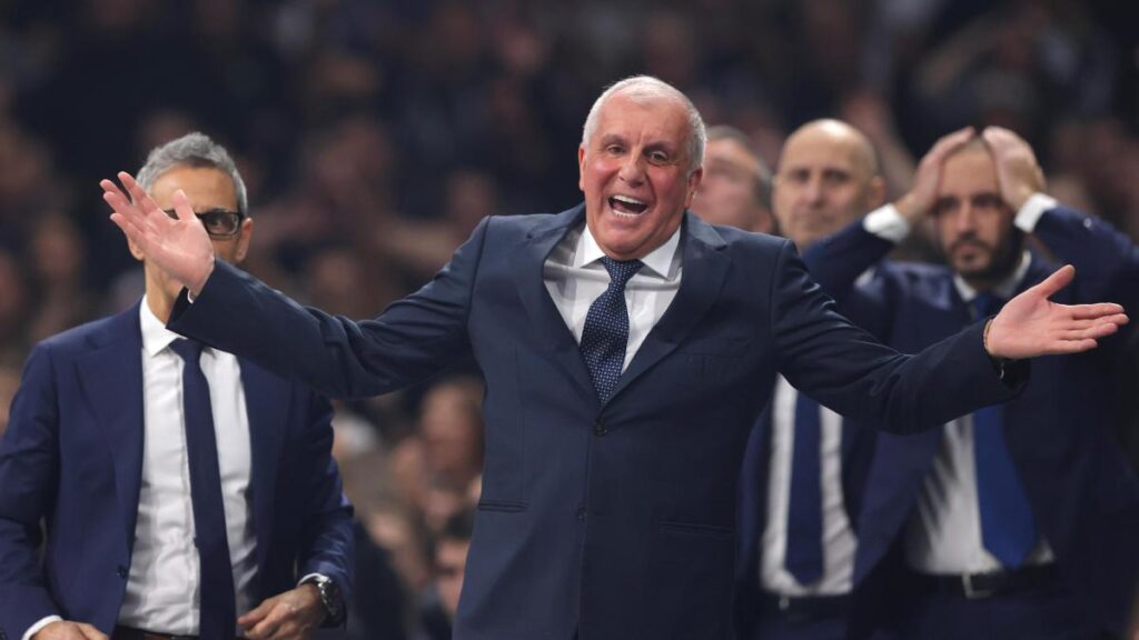 La 'rajada' de Zeljko Obradovic, técnico del Partizan, contra sus jugadores: "Entré en el vestuario y todos estaban con el móvil"