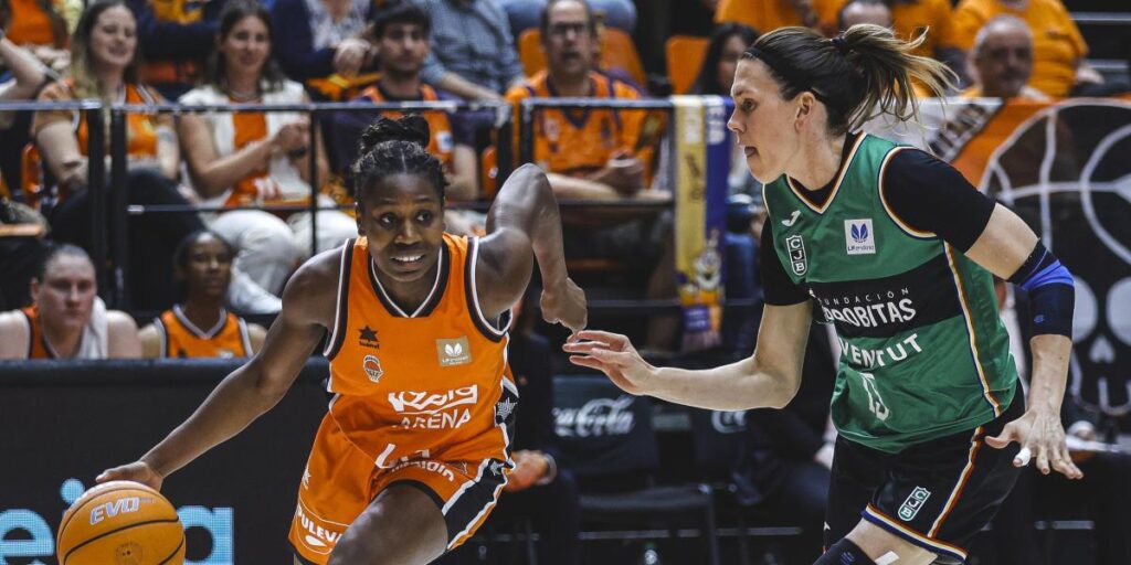 81-58: Valencia Basket noquea al DVTK Huntherm