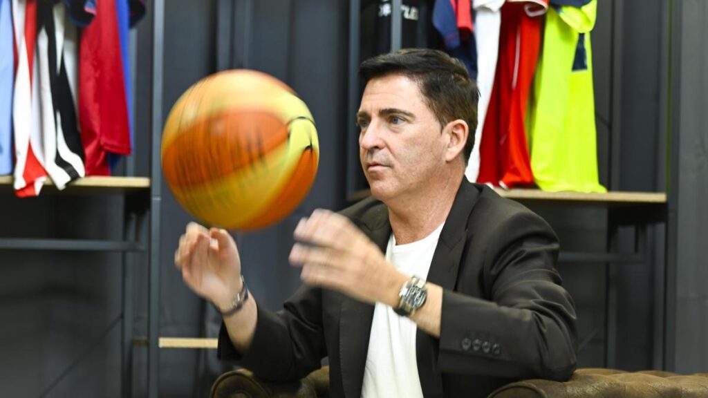 El dilema de Xavi Pascual: hacer caso al corazón o a la cabeza