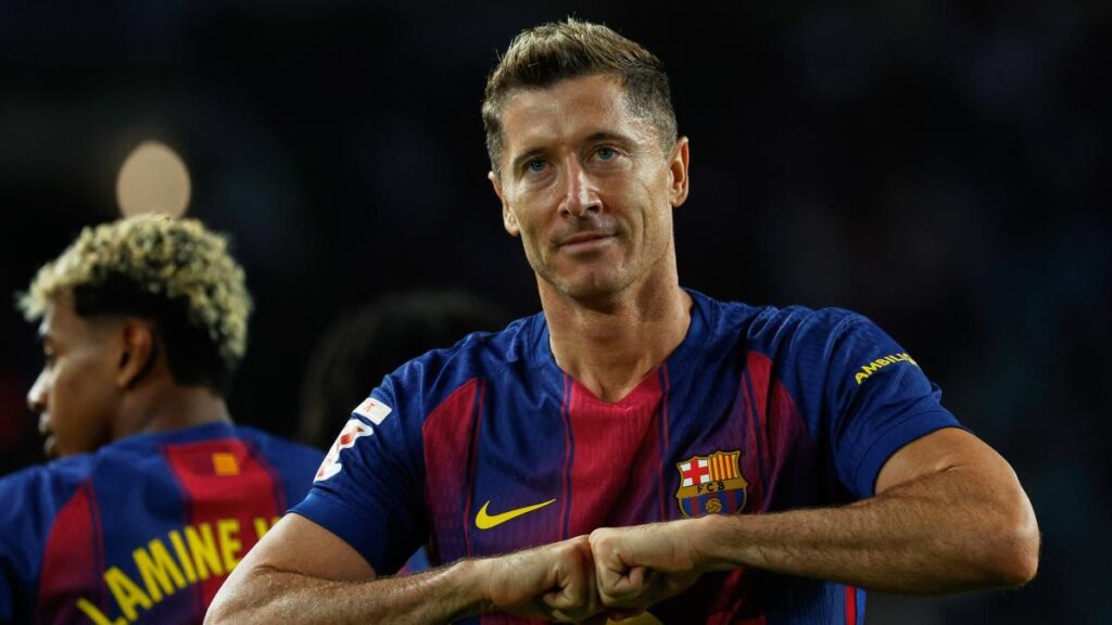 Flick recupera gol con el regreso de Lewandowski