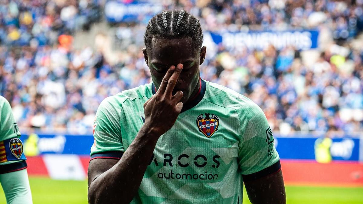 Mercado de fichajes de fútbol, en directo hoy | Rumores, altas y bajas