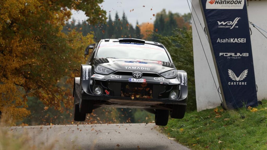 Rovanperä (Toyota), domina la primera jornada del Rally de Japón