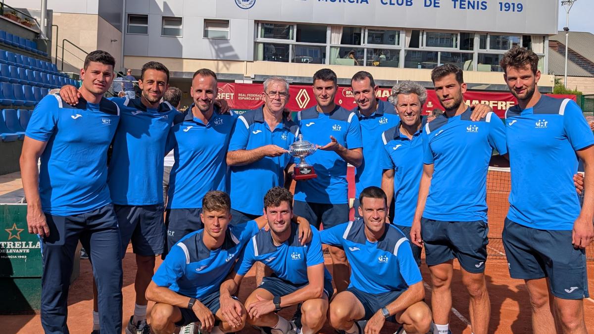 El Real Murcia CT 1919 gana en casa su tercer título nacional absoluto masculino