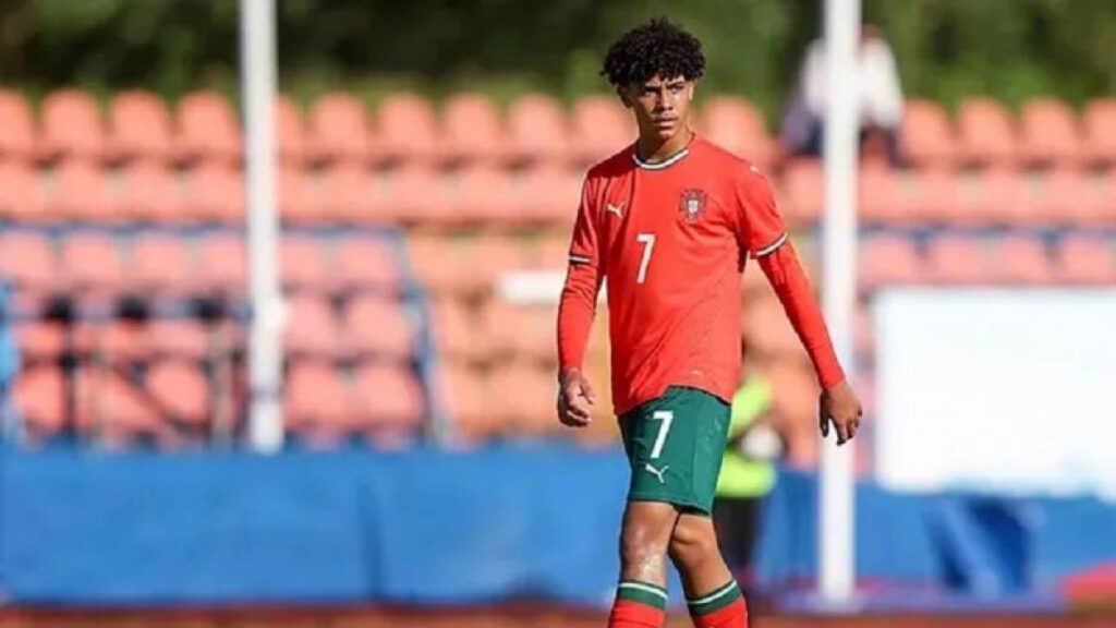 Cristiano Ronaldo JR marca con Portugal