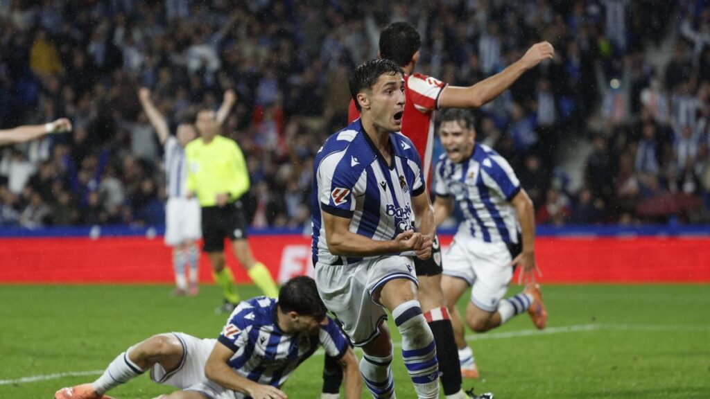 La Real Sociedad se lleva el derbi vasco en Anoeta