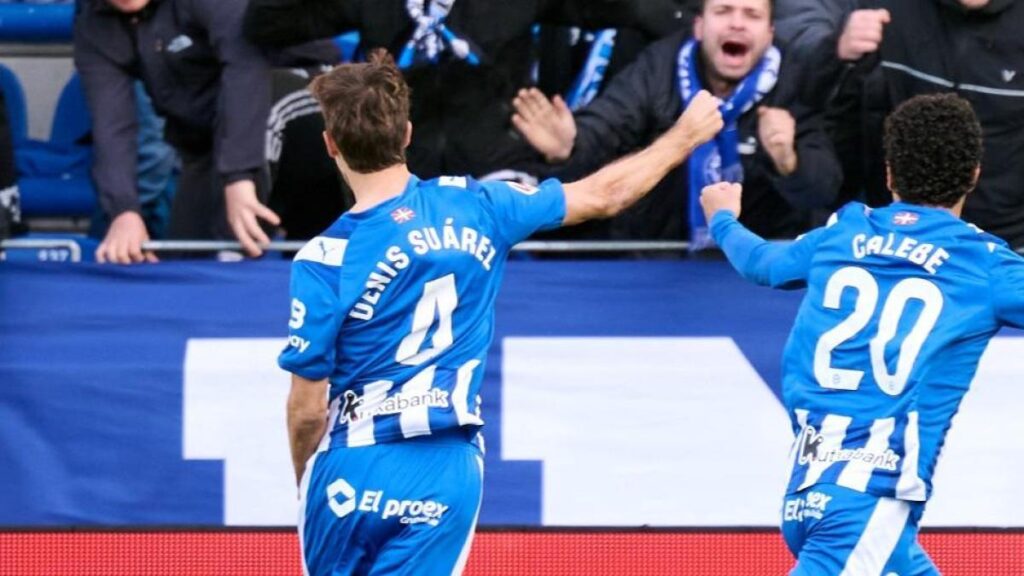 Denis Suárez adelanta al Alavés en el primer remate a puerta