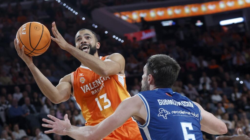 El Valencia afronta con todos sus efectivos su mayor prueba de nivel