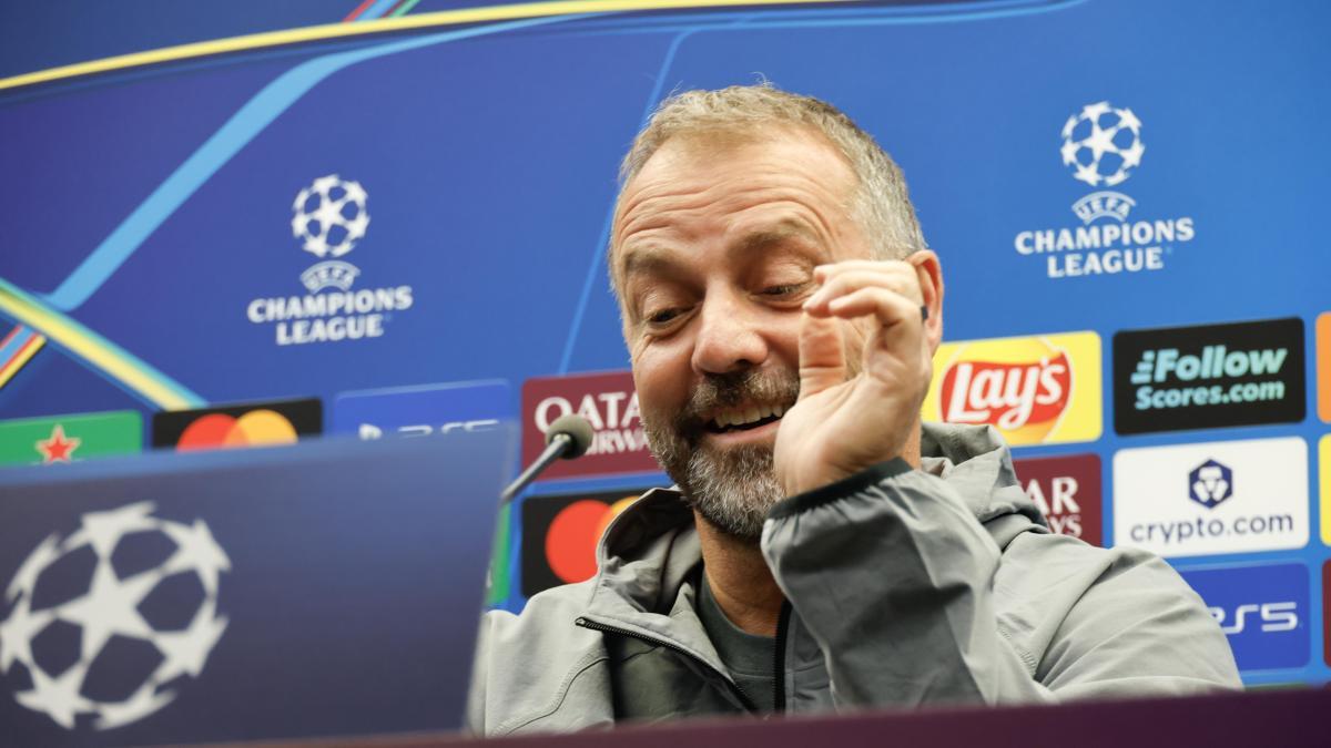 Flick evita polémicas sobre la selección: "Lamine está bien, y si está bien, juega"