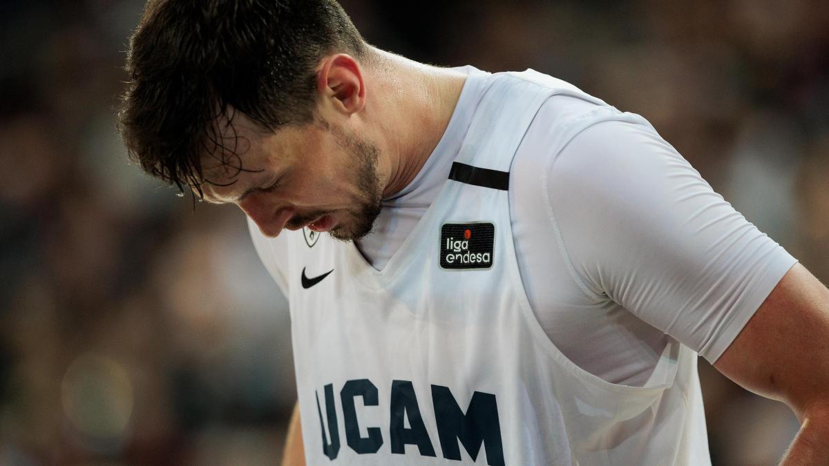 Un jugador de la ACB se enzarza en redes: "Hazte una p*** y a dormir nene"