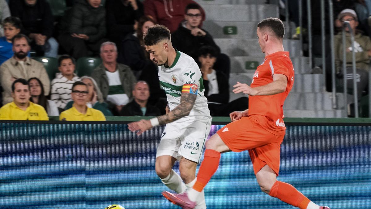 Josan se perderá el partido ante el Real Madrid por una lesión muscular