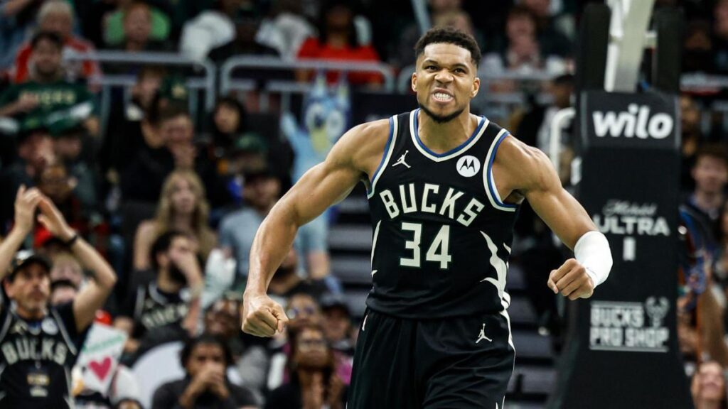 Un Antetokounmpo descomunal destroza a los Chicago Bulls