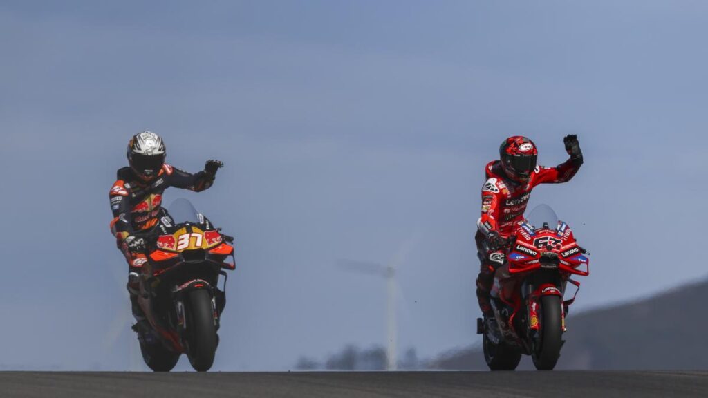 Bagnaia, superado en la línea de meta por dos rivales, cede terreno en su lucha contra Bezzecchi: así queda la clasificación de MotoGP tras la Sprint del GP de Portugal