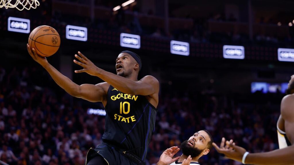 Jimmy Butler guía a unos Warriors sin Curry