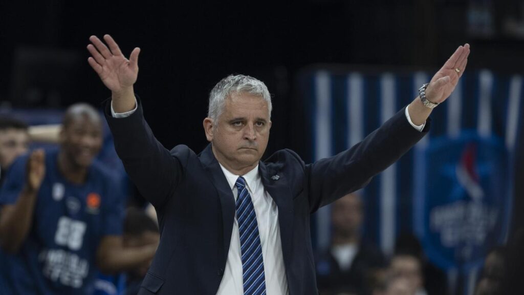 El primer verdugo del Barça de Xavi Pascual se 'carga' a su entrenador ¡tras perder por 36 puntos!