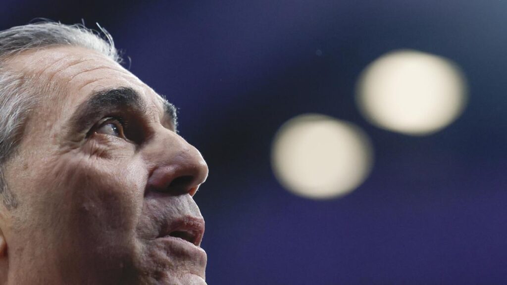 Scariolo, entrenador del Madrid: "Si uno es un profesional y respeta a sus compañeros, nunca se desenchufa, es su obligación"