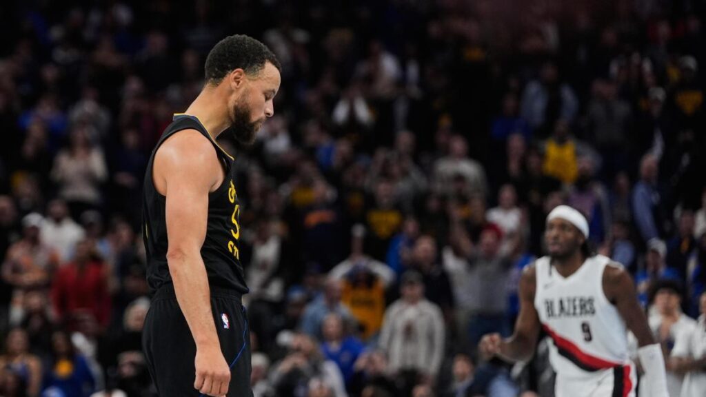Curry le da un disgusto a los Warriors