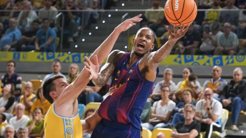 61-72: El Barça tira de pico y pala en la primera victoria de Xavi Pascual