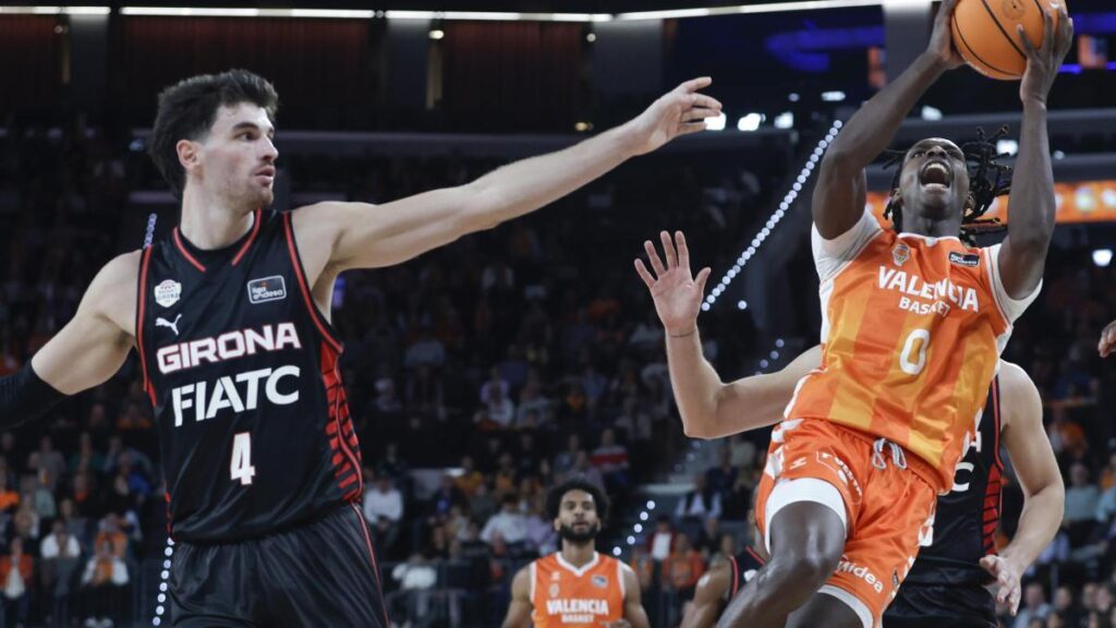 98-72: Valencia Basket vence sin complicaciones al Bàsquet Girona en el regreso de De Larrea a la convocatoria