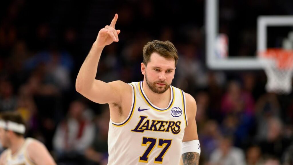 Luka Doncic, elegido jugador de la semana en la NBA por primera vez en la temporada