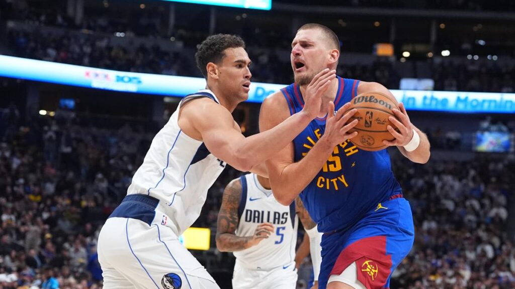 121-131: Los Nuggets caen ante los Mavs pese al descomunal 'triple doble' de Jokic