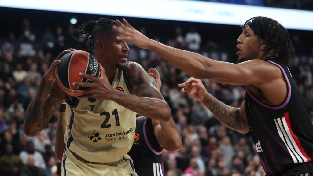 Brutal: ¡Así metió Clyburn 7 puntos en un solo ataque!