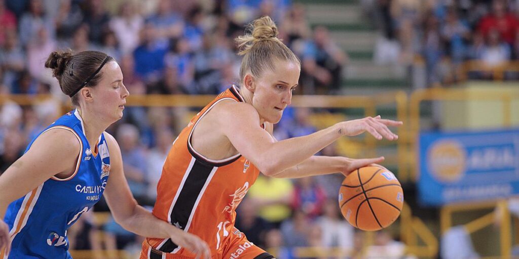 Valencia Basket no falla ante el Araski y encadena su quinta victoria liguera