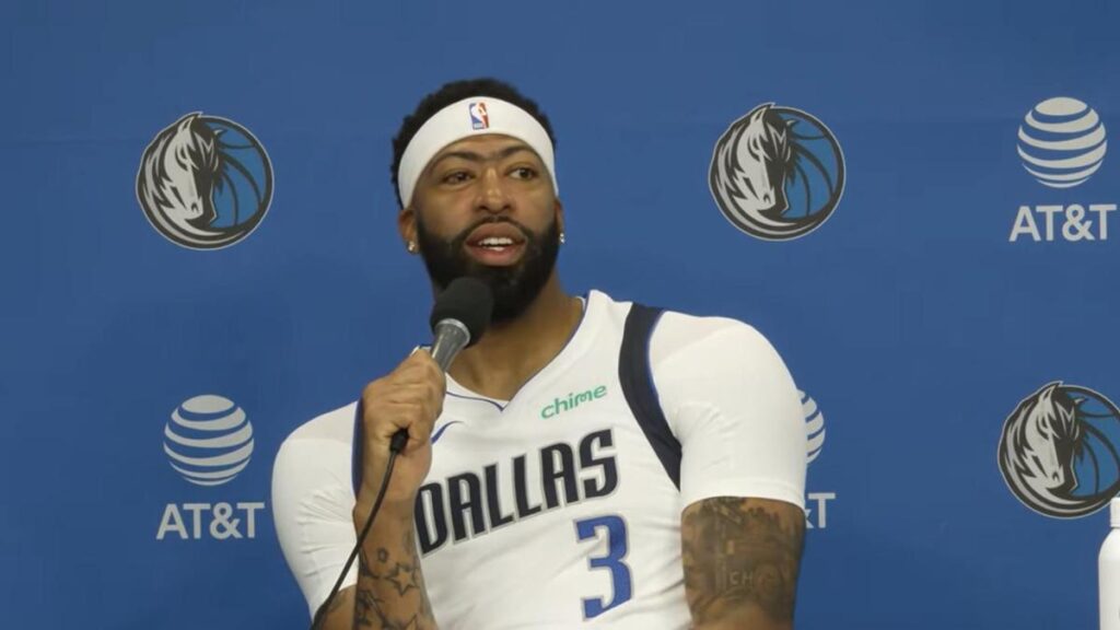 La salida de Anthony Davis de los Dallas Mavericks, al caer