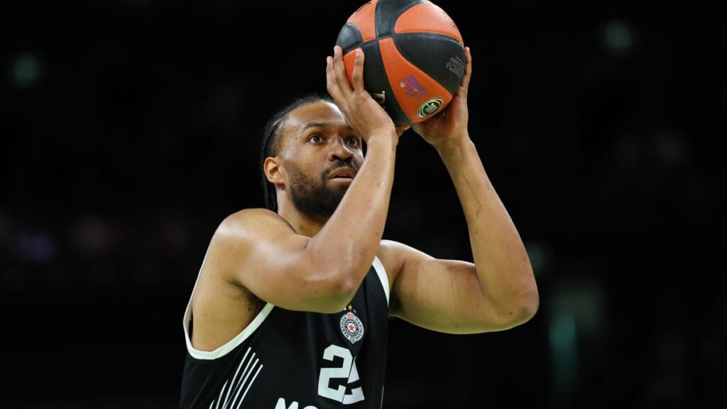 Brutal acusación en la Euroliga: "El problema del Partizan se llama Jabari Parker, no nos engañemos"