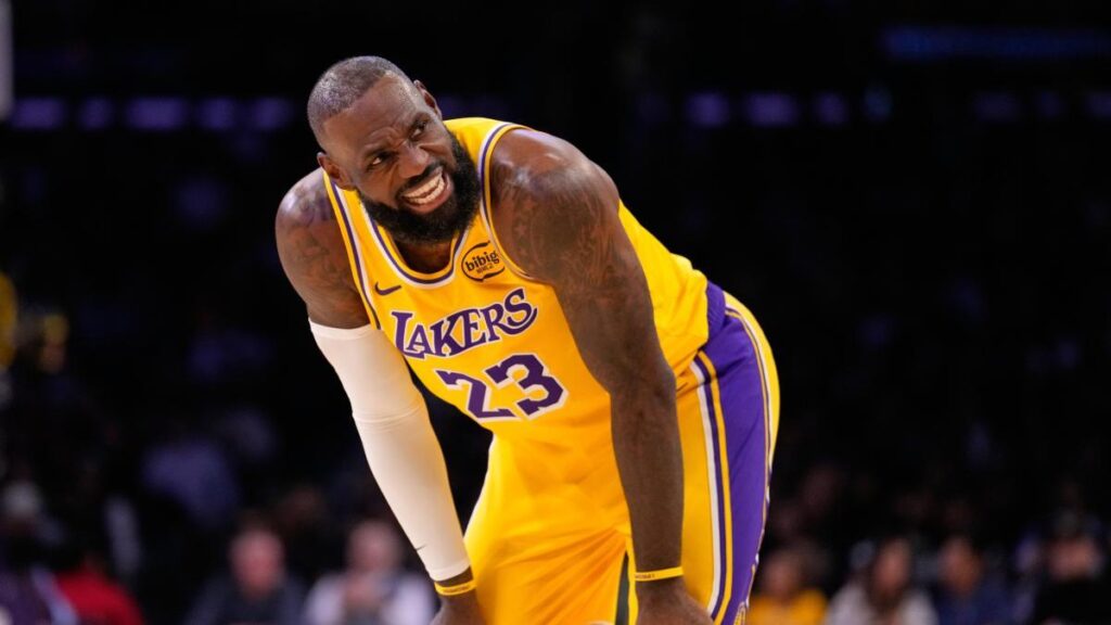 LeBron James, la estrella de los Lakers que claudica: The King acelera su decadencia