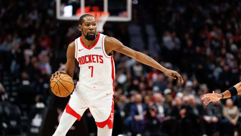 Durant supera al legendario Chamberlain y Doncic no puede con Antetokuonmpo