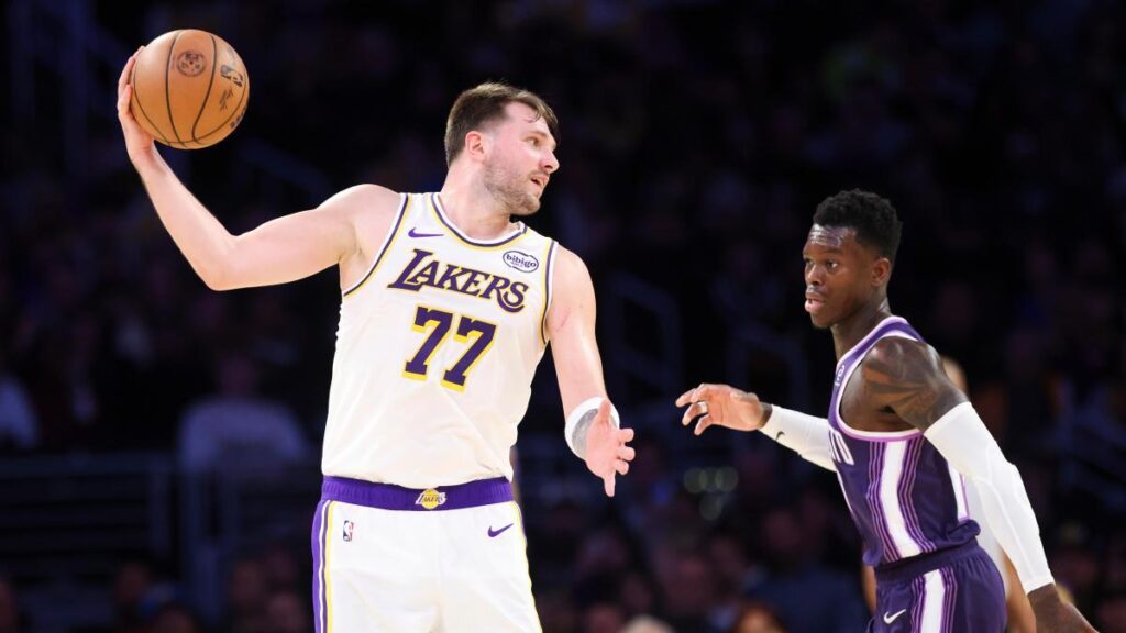 La NBA sanciona a Dennis Schroder por un intento de agresión a Luka Doncic