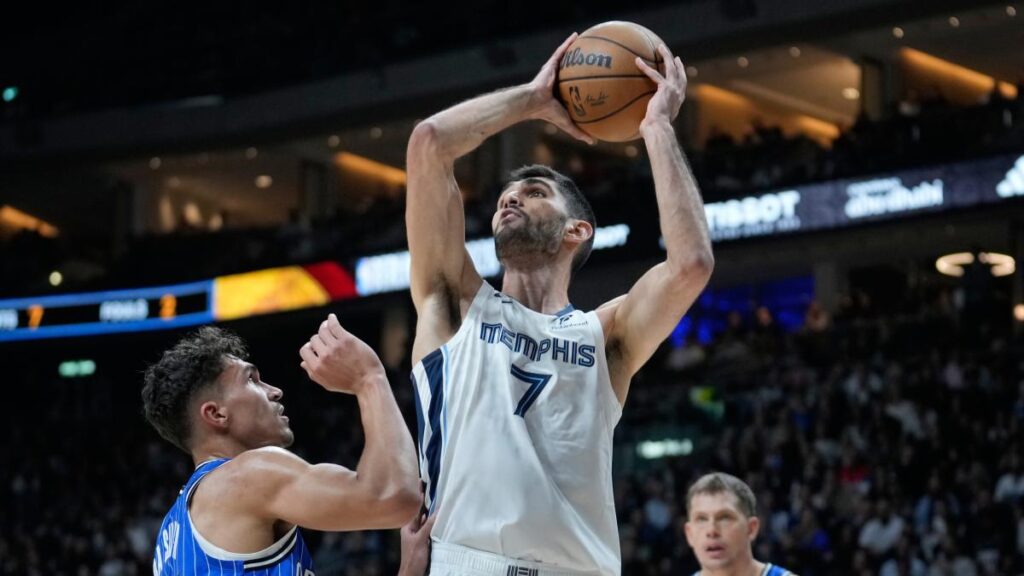 118-111: Los Orlando Magic se llevan el primer asalto de la gira europea ante los Grizzlies de Santi Aldama