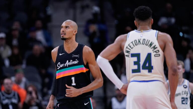 Paliza de Wembanyama a Antetokounmpo y los Pistons se mantienen en lo más alto