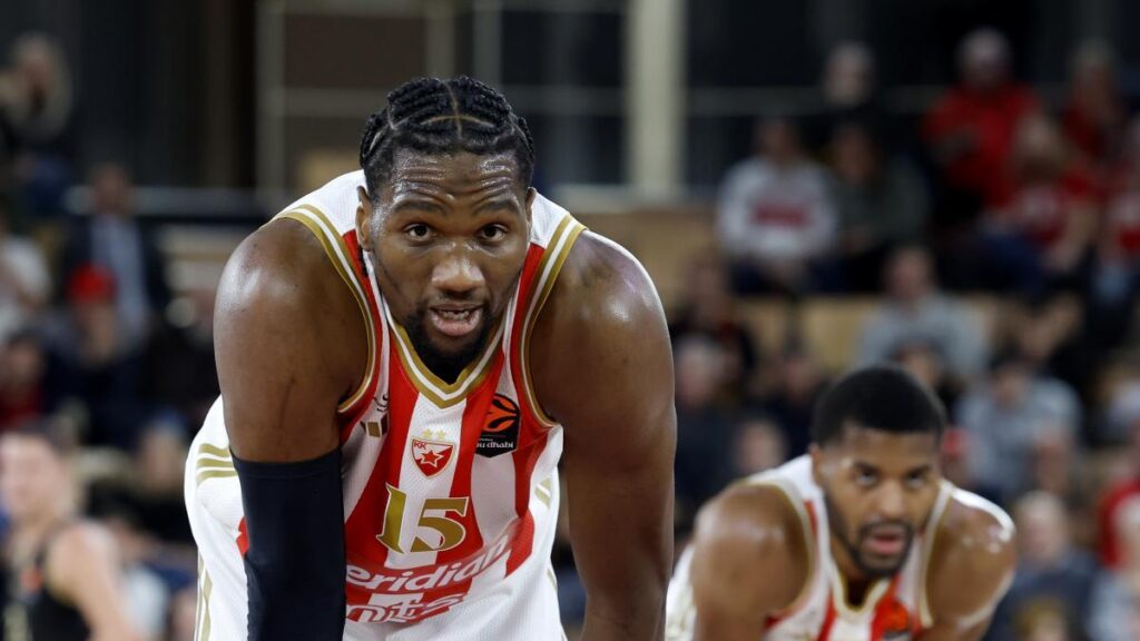 Ebuka Izundu (Estrella Roja), MVP de la jornada 23