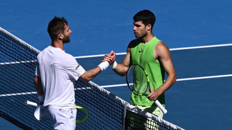 Moutet, impotente tras caer con Alcaraz: "Soy peor que él en todos los aspectos del juego"