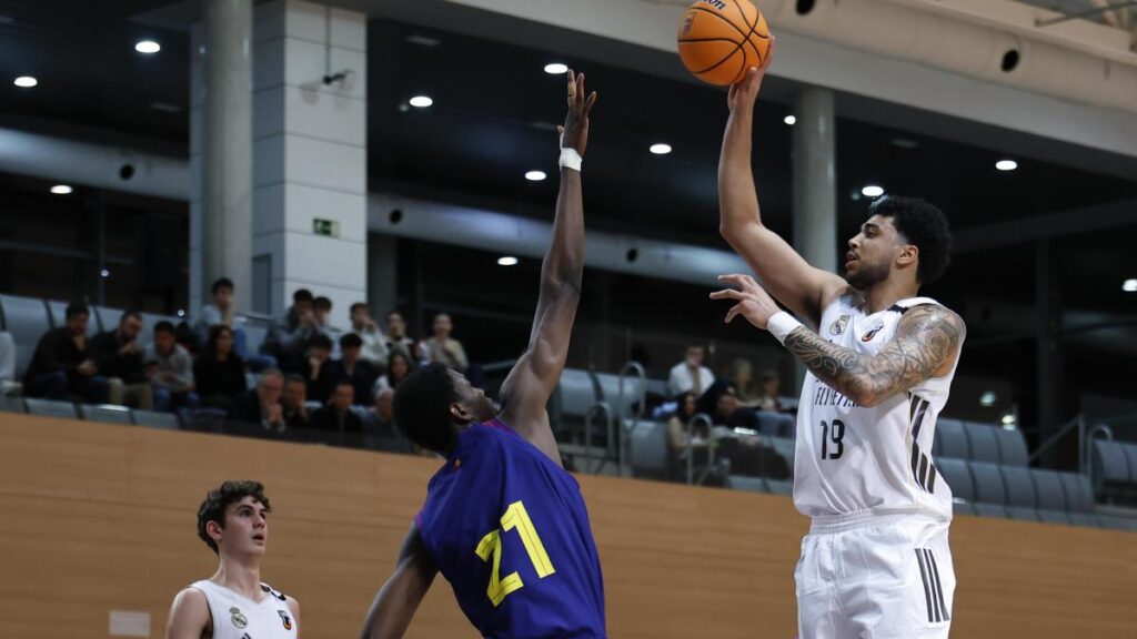 El Barça domina al Real Madrid y confirma su reinado en los Clásicos de la Liga U