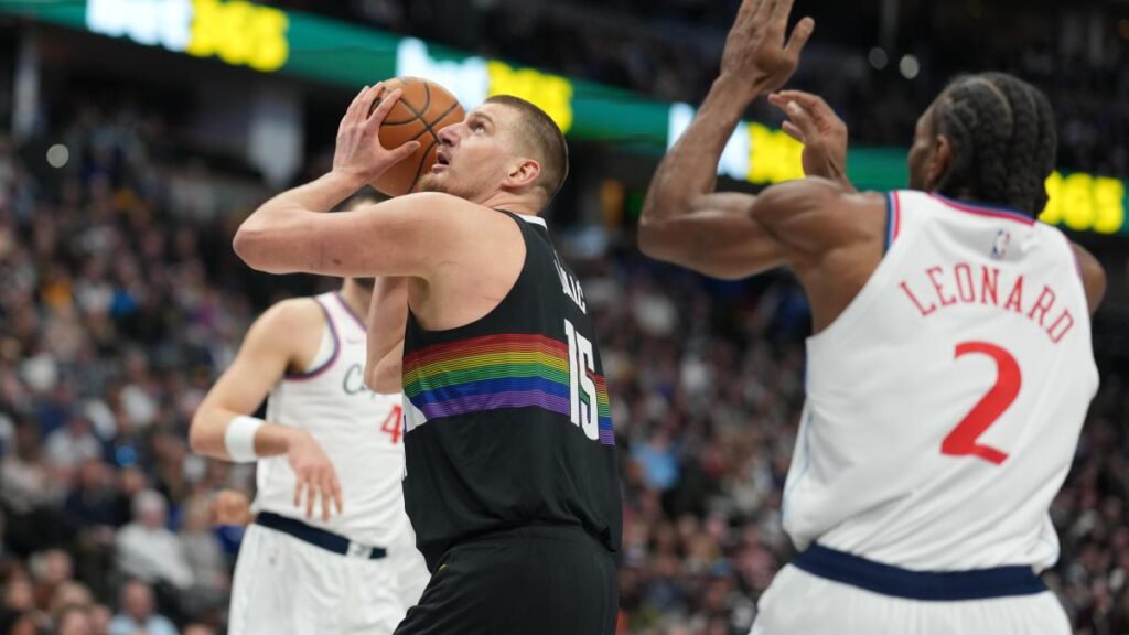 Reaparición estelar de Jokic tras 16 partidos de baja