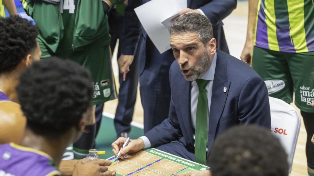 El Unicaja busca la redención en Manresa con las bajas de Alberto Díaz y Killian Tillie