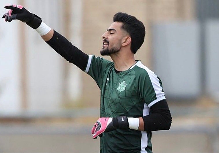 Un disparo en el corazón y otro en el cuello: asesinan a un futbolista de 20 años en Irán